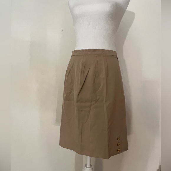 CHANEL Boutique Vintage Blazer & Skirt Set, Navy Blue - Picture 4 of 16